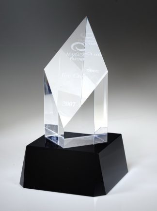Vertex – Medium, Optical Crystal Awards - Crystal Medium